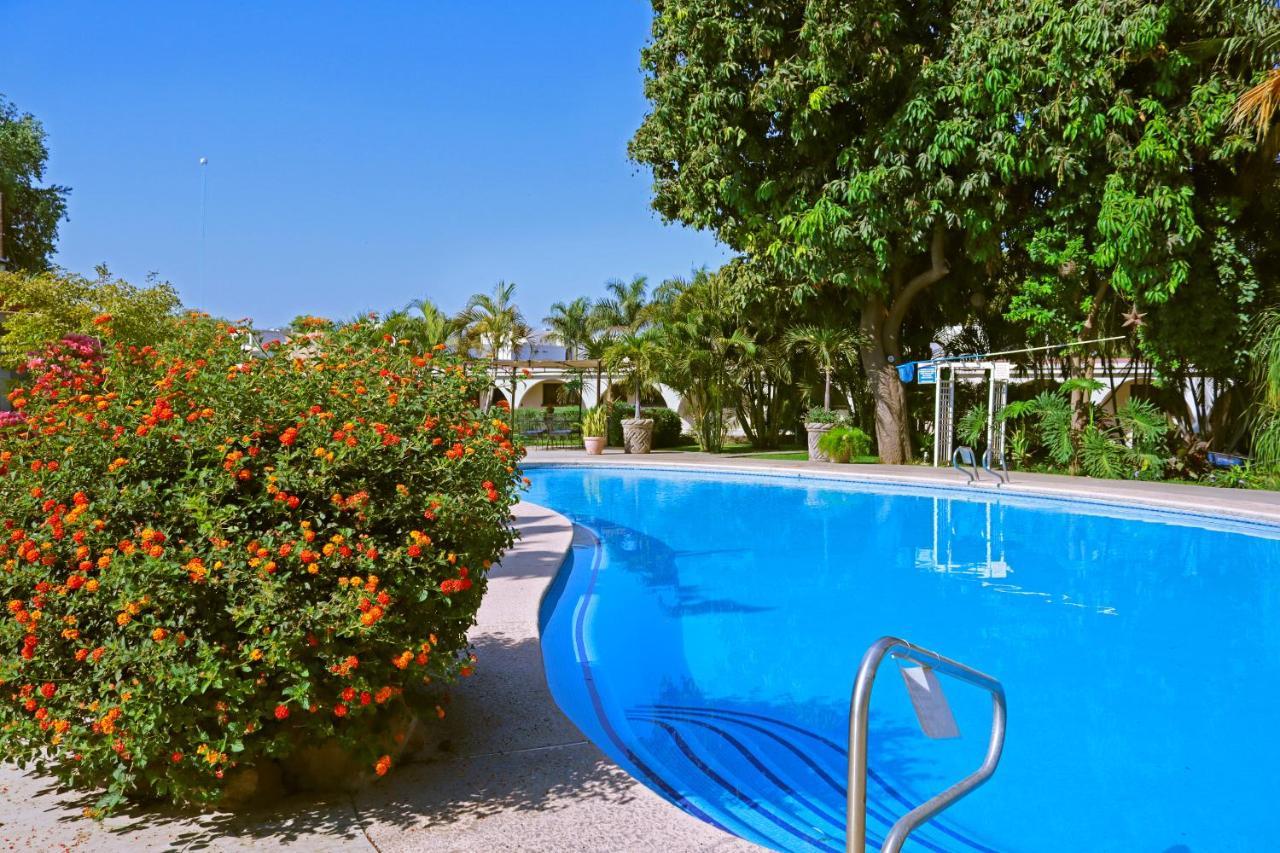 Hotel Del Rio นาโวฮัว ภายนอก รูปภาพ